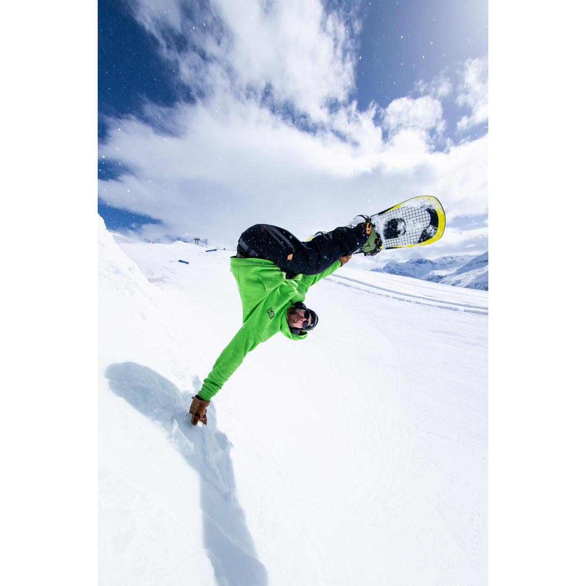 Bataleon Evil Twin Snowboard 2025 | Level Nine Sports